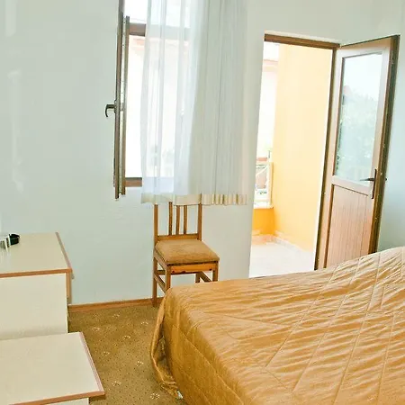 Suzanne היסרונו