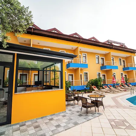 Suzanne Hotel *